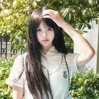 石榴裙下
